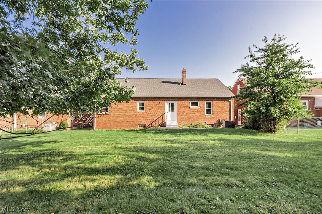 22750 Fairlawn Drive Euclid OH 44117