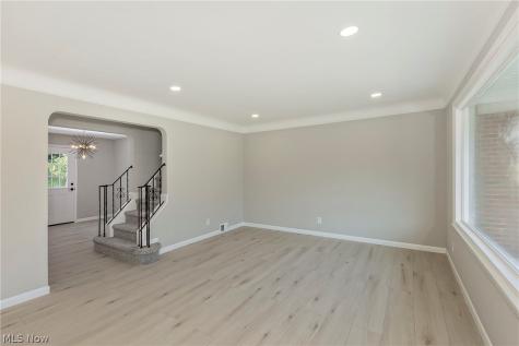22750 Fairlawn Drive Euclid OH 44117