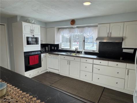 5104 Main Avenue North Ridgeville OH 44039
