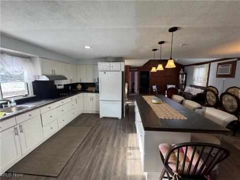 5104 Main Avenue North Ridgeville OH 44039