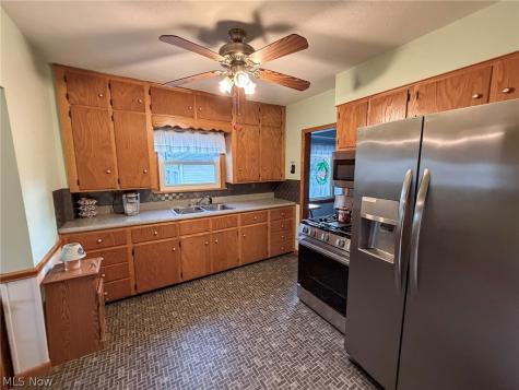 113 Hyde Avenue Niles OH 44446
