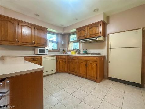 1525 Bellvue Drive Niles OH 44446