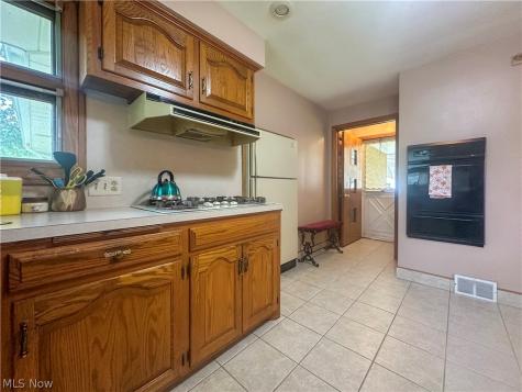 1525 Bellvue Drive Niles OH 44446
