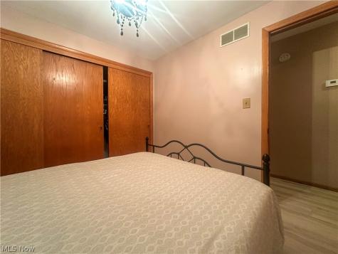1525 Bellvue Drive Niles OH 44446