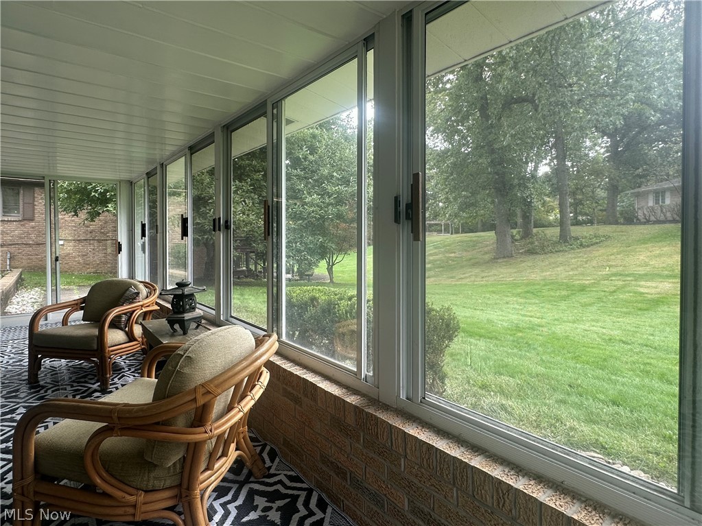 1525 Bellvue Drive Niles OH 44446