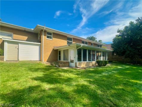 1525 Bellvue Drive Niles OH 44446