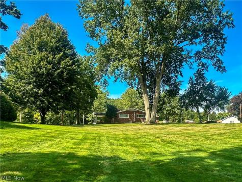 1525 Bellvue Drive Niles OH 44446