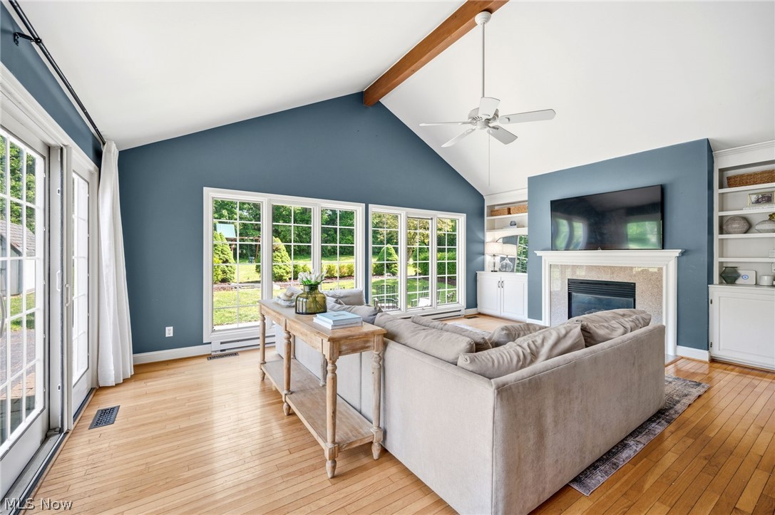 195 Shawnee Trail Aurora OH 44202
