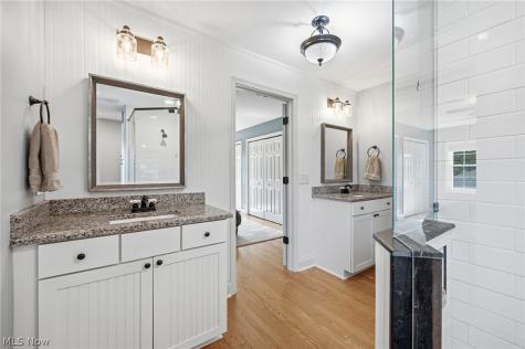 195 Shawnee Trail Aurora OH 44202