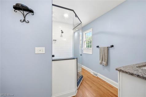 195 Shawnee Trail Aurora OH 44202