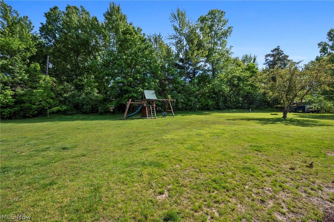 195 Shawnee Trail Aurora OH 44202