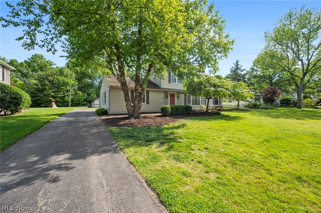 195 Shawnee Trail Aurora OH 44202