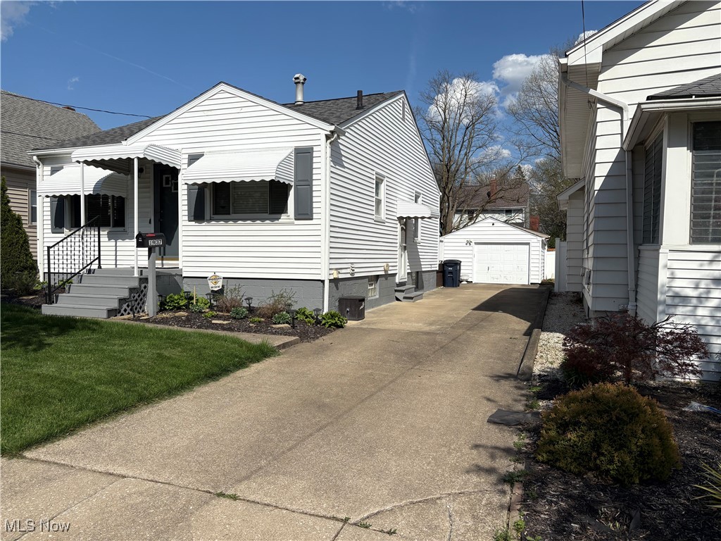 1937 17th Street SW Akron OH 44314