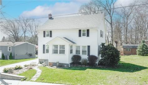 247 S Hickin Street Rittman OH 44270