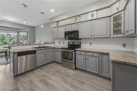 2771 Missenden Street NW North Canton OH 44720