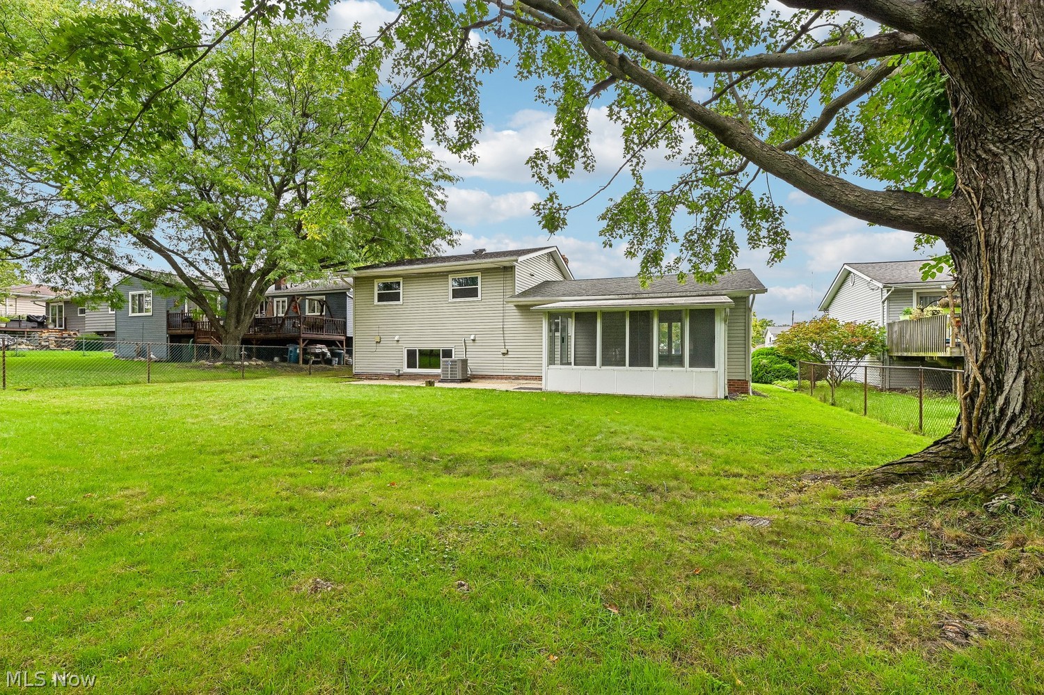2577 Nottingham Drive Parma OH 44134
