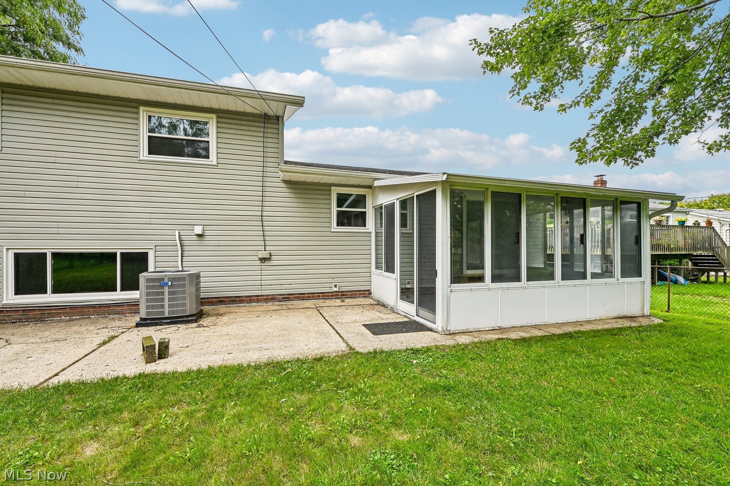 2577 Nottingham Drive Parma OH 44134