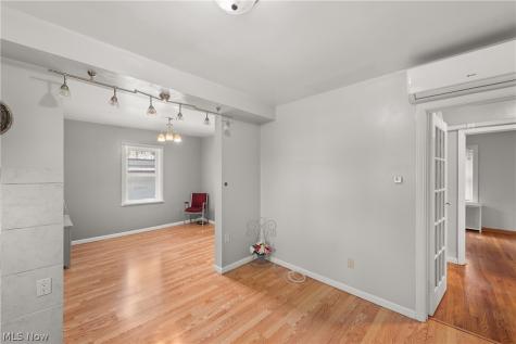 2124 E 28th Street Lorain OH 44055