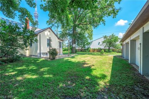 2124 E 28th Street Lorain OH 44055
