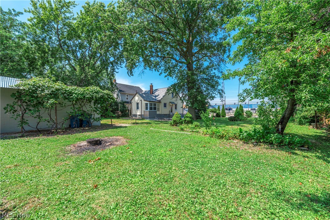 2124 E 28th Street Lorain OH 44055
