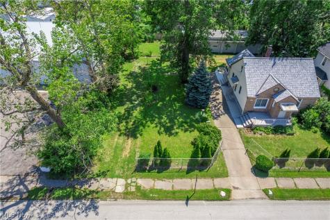 2124 E 28th Street Lorain OH 44055