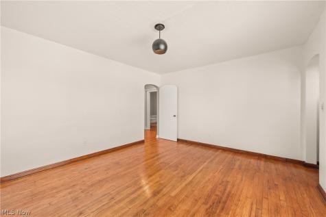 2124 E 28th Street Lorain OH 44055