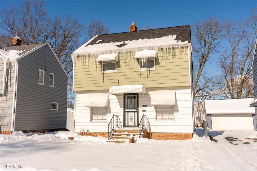 13905 Thraves Avenue Garfield Heights OH 44125