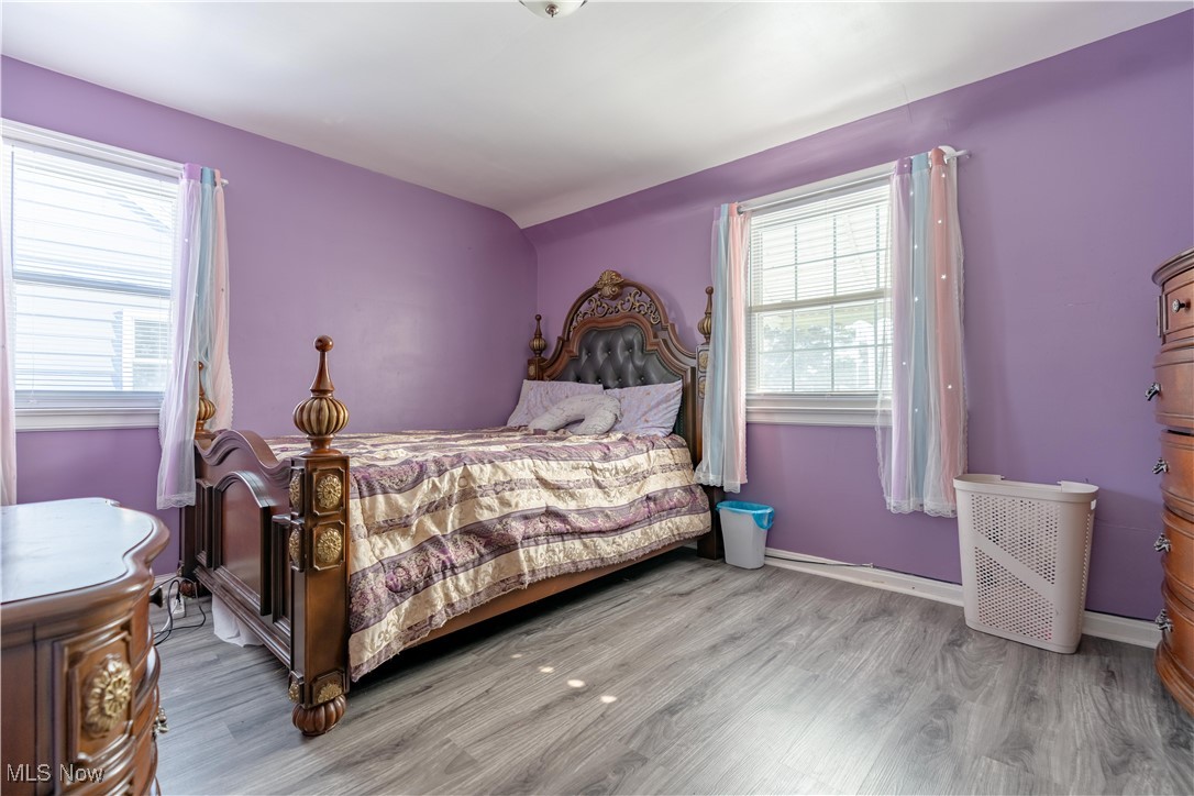 13905 Thraves Avenue Garfield Heights OH 44125