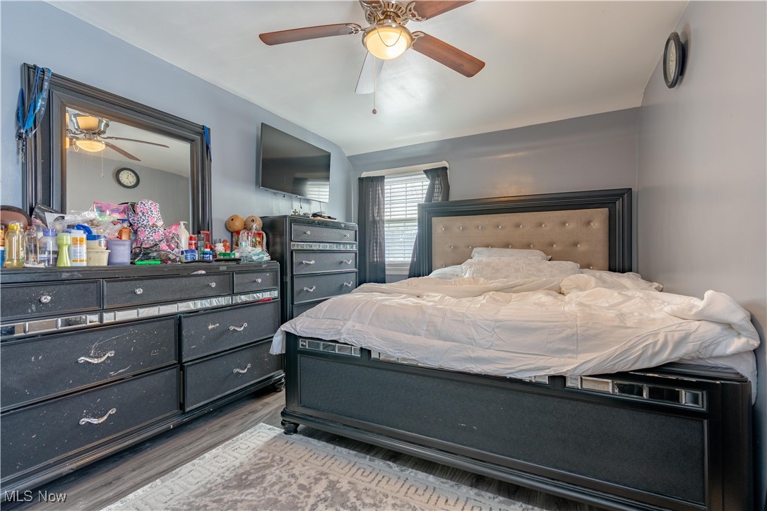 13905 Thraves Avenue Garfield Heights OH 44125
