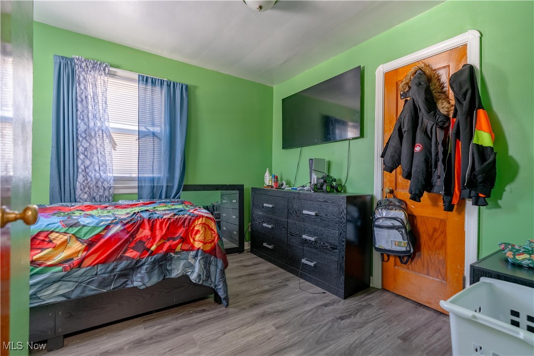 13905 Thraves Avenue Garfield Heights OH 44125