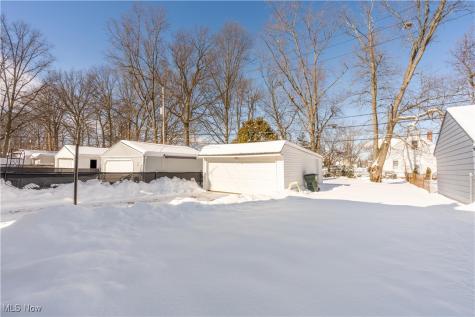 13905 Thraves Avenue Garfield Heights OH 44125
