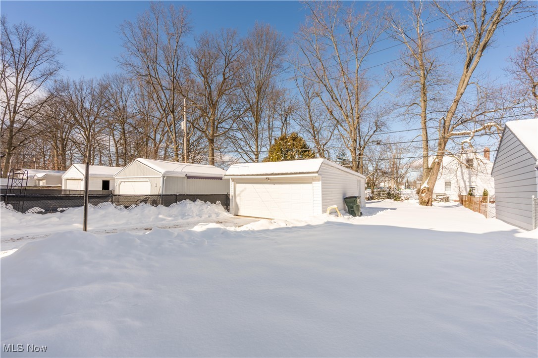 13905 Thraves Avenue Garfield Heights OH 44125