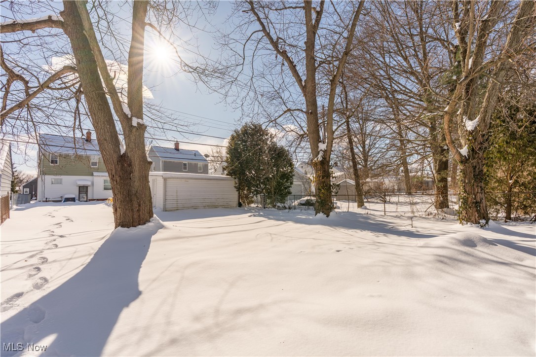 13905 Thraves Avenue Garfield Heights OH 44125