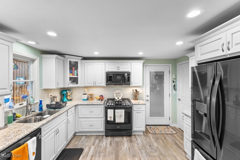 3339 Lake Road Conneaut OH 44030