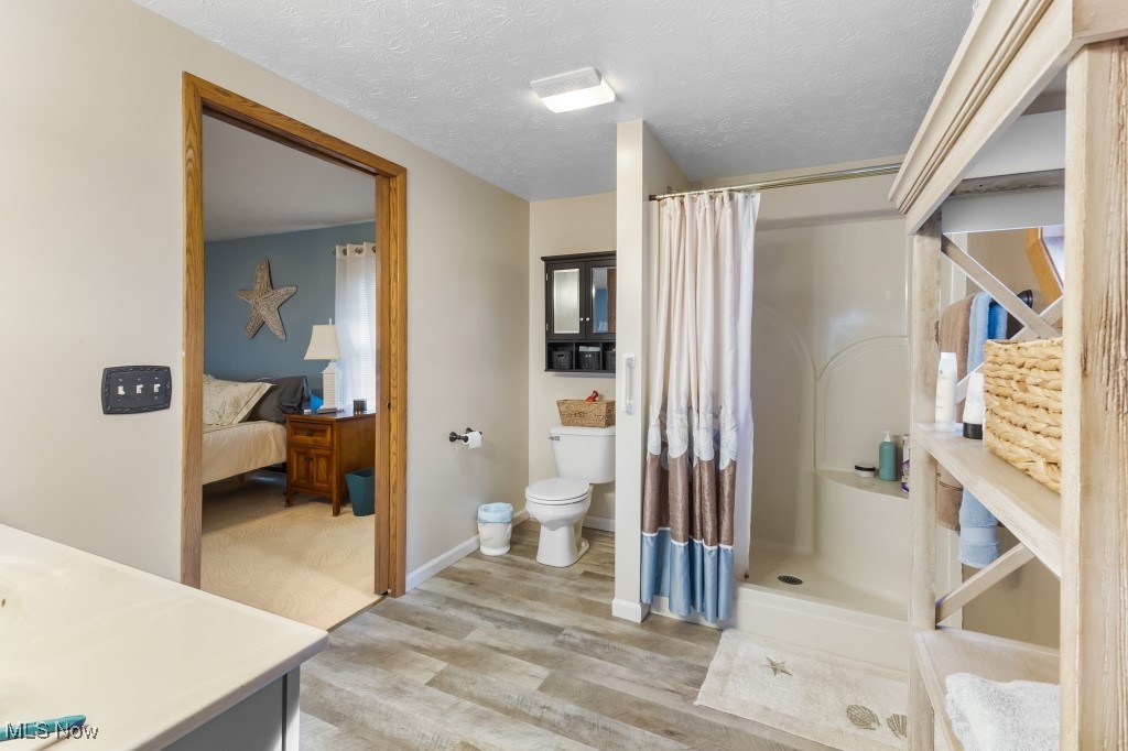 3339 Lake Road Conneaut OH 44030