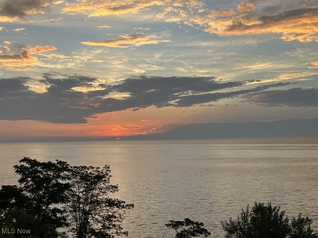 3339 Lake Road Conneaut OH 44030