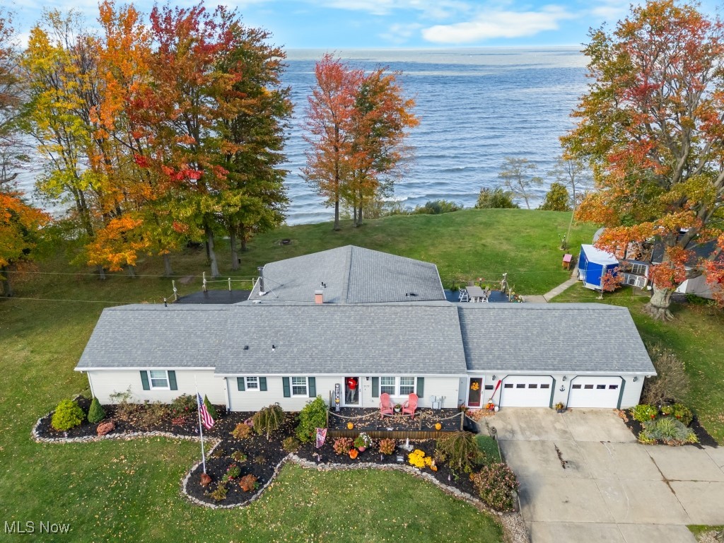 3339 Lake Road Conneaut OH 44030