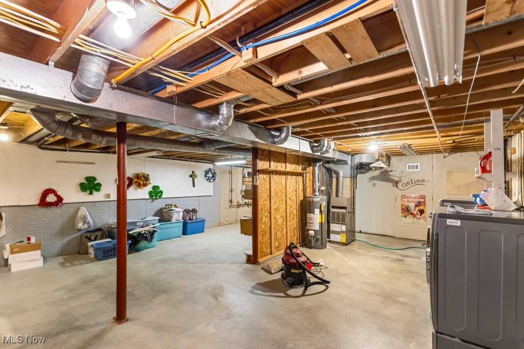 3339 Lake Road Conneaut OH 44030
