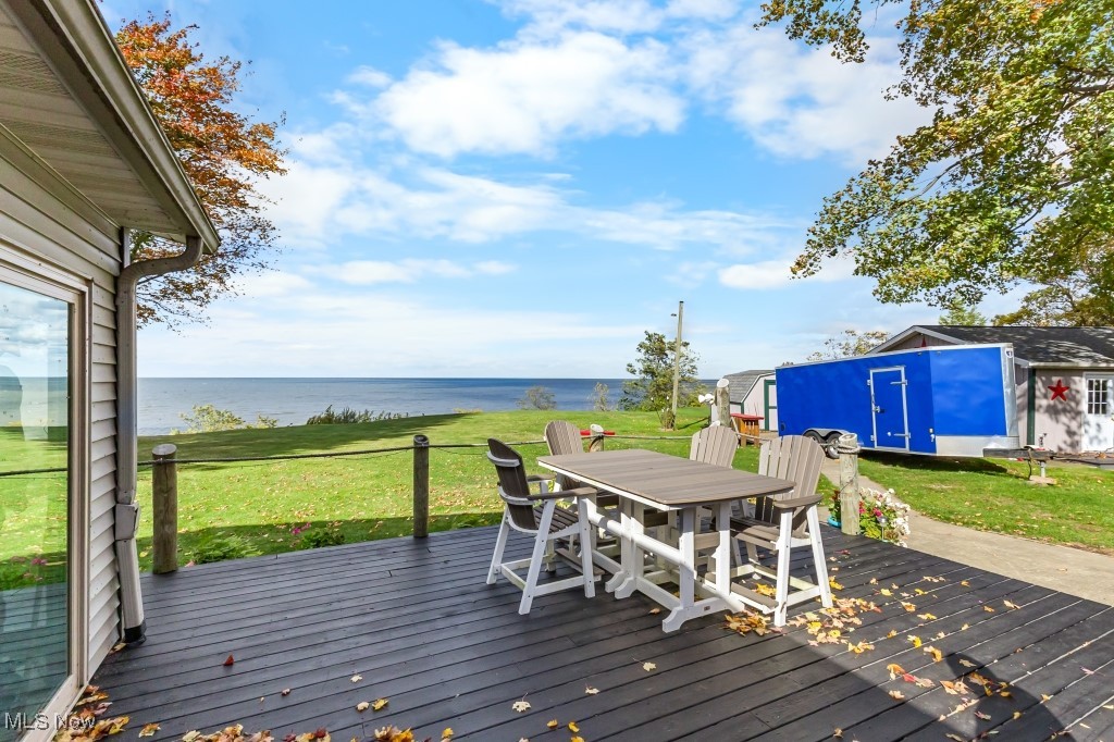 3339 Lake Road Conneaut OH 44030