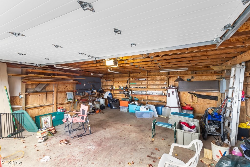 3339 Lake Road Conneaut OH 44030
