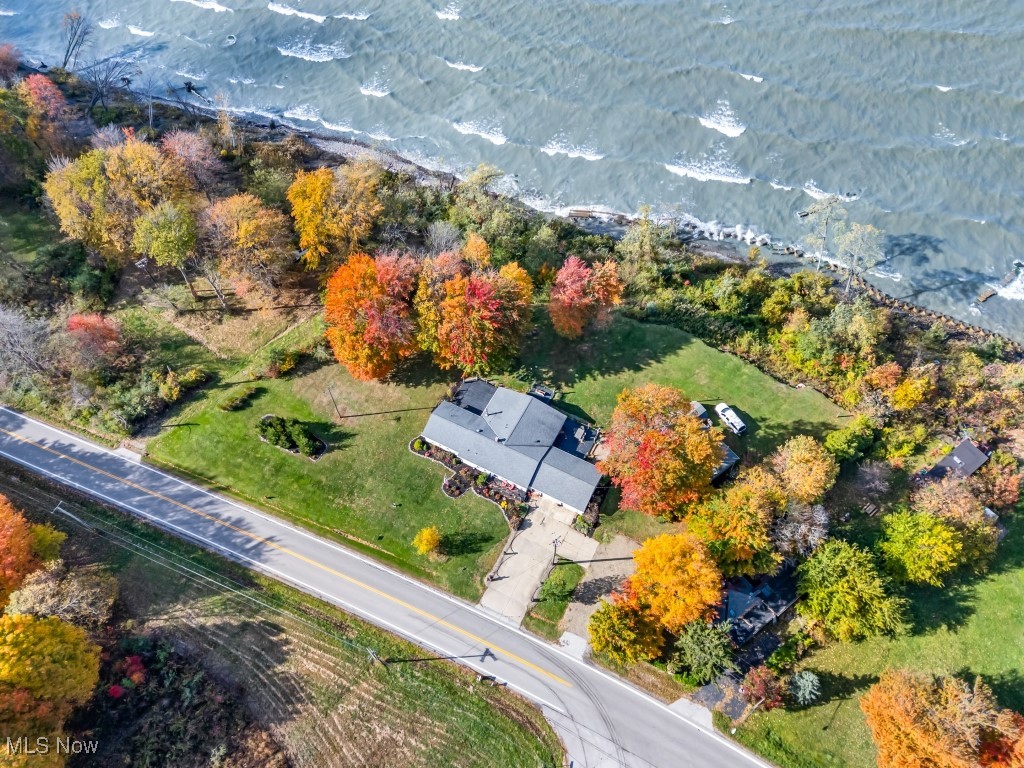 3339 Lake Road Conneaut OH 44030