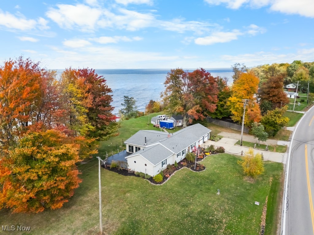 3339 Lake Road Conneaut OH 44030