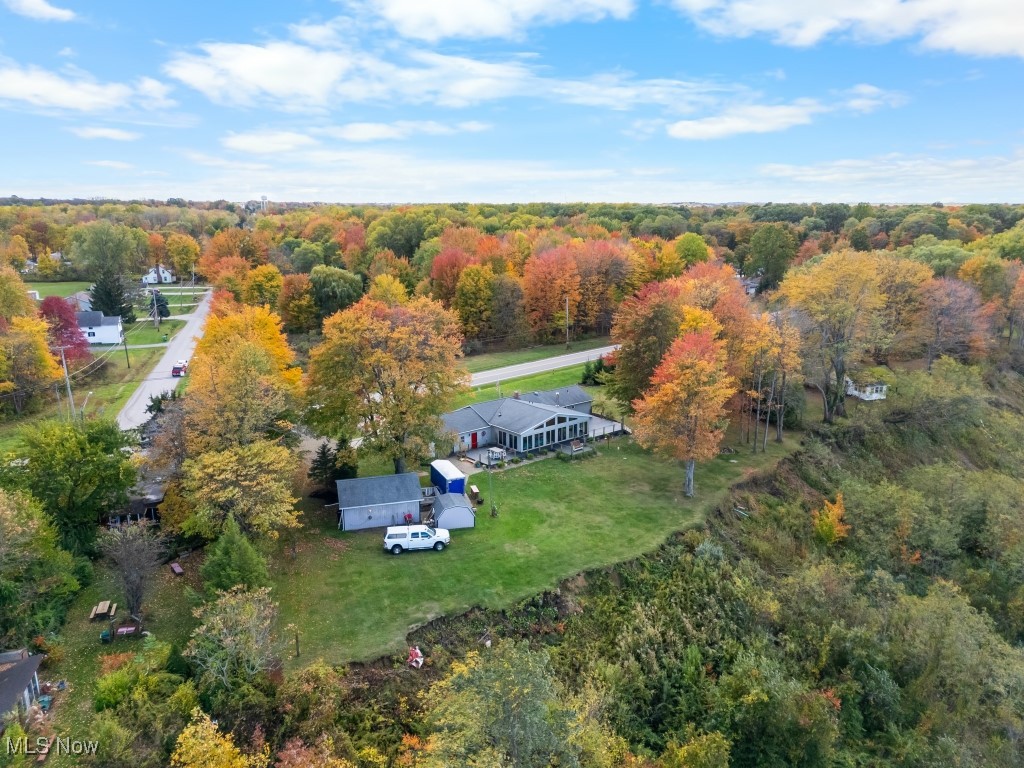 3339 Lake Road Conneaut OH 44030