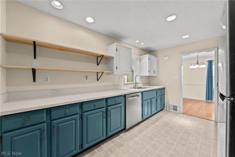 2644 Sylvan Road Cuyahoga Falls OH 44221