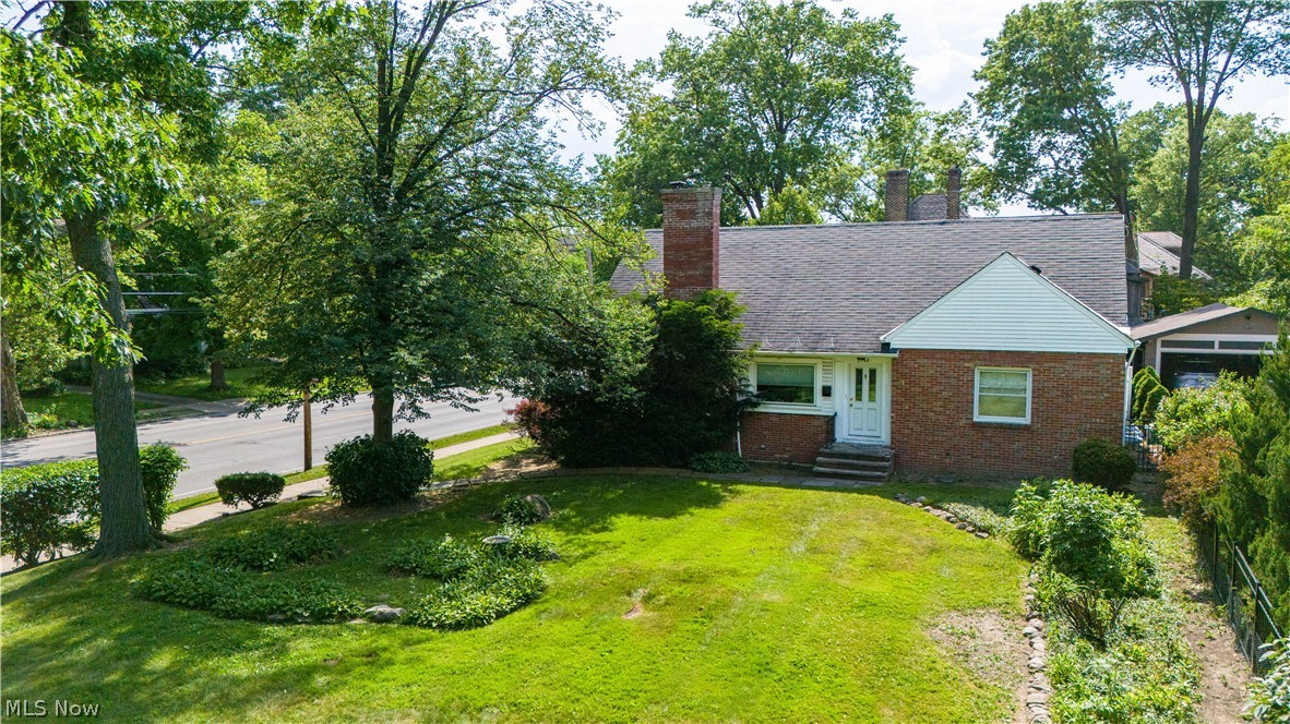 2140 Lamberton Road Cleveland Heights OH 44118