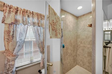 2140 Lamberton Road Cleveland Heights OH 44118
