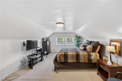 2140 Lamberton Road Cleveland Heights OH 44118