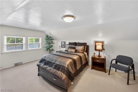 2140 Lamberton Road Cleveland Heights OH 44118