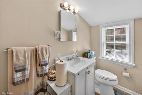 2140 Lamberton Road Cleveland Heights OH 44118