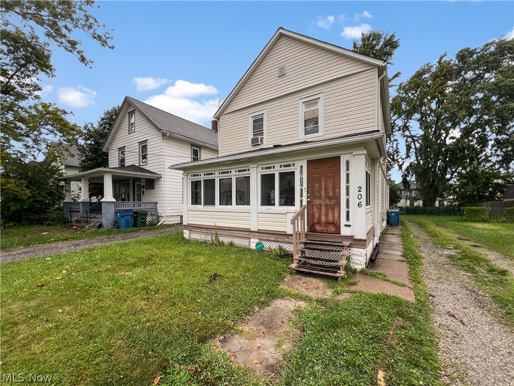 206 W 29th Street Lorain OH 44055